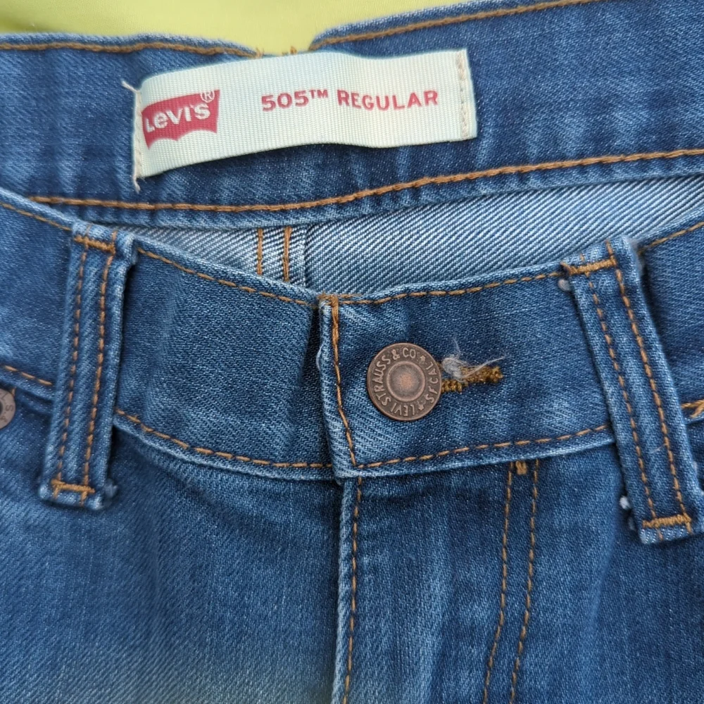 Levis levis 505